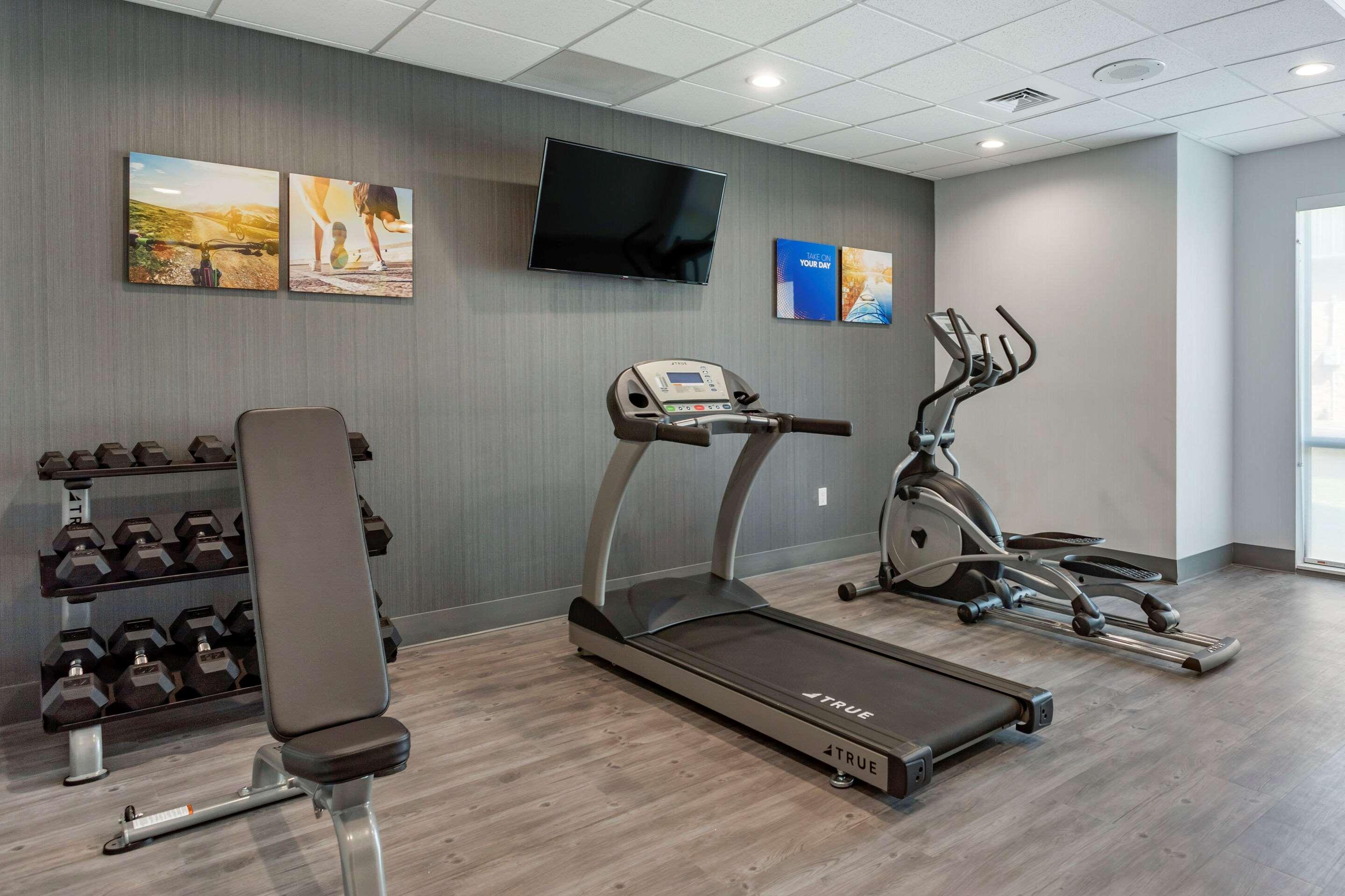 Comfort Inn & Suites Олив-Бранч Экстерьер фото