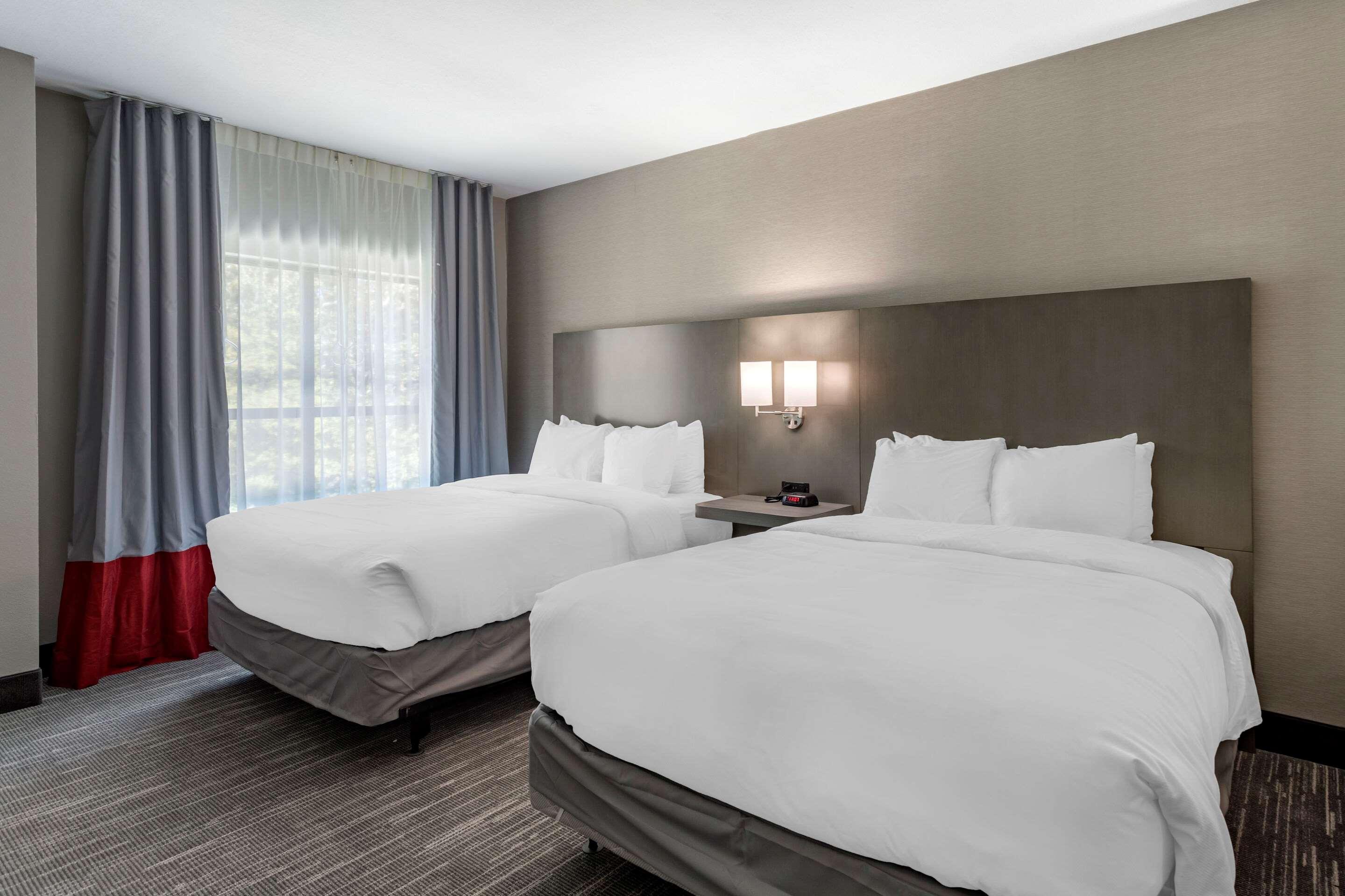 Comfort Inn & Suites Олив-Бранч Экстерьер фото